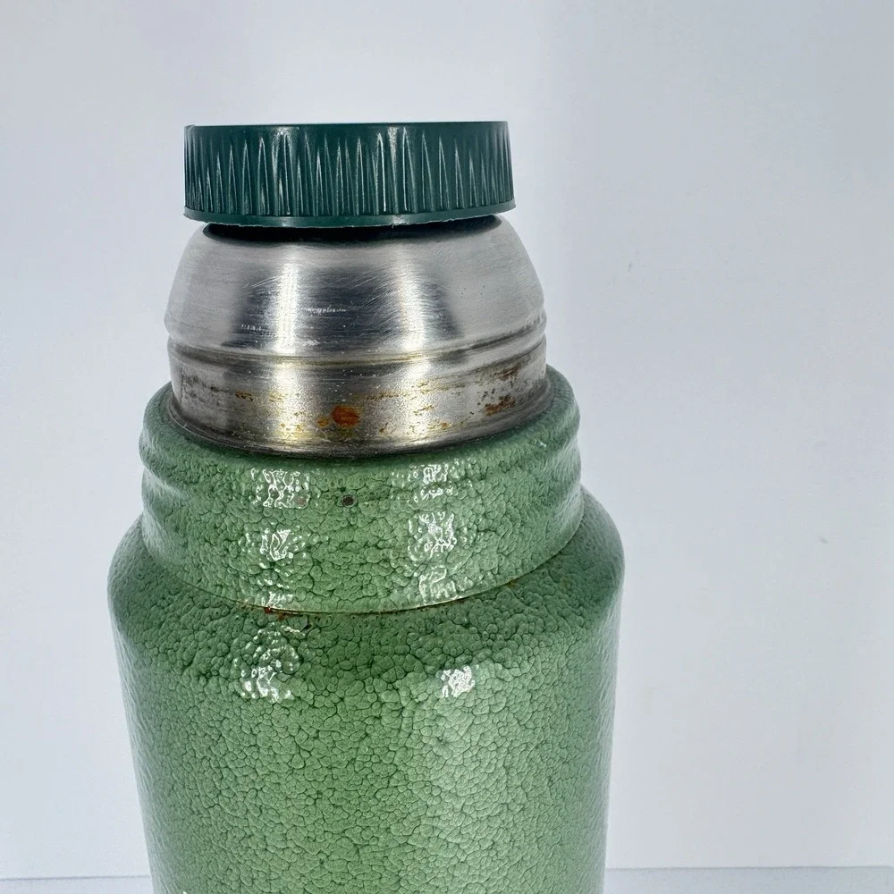 Stanley Classic Green Hammertone Vacuum Thermos Bottle 1 Qt Steel READ - Picture 5 of 13